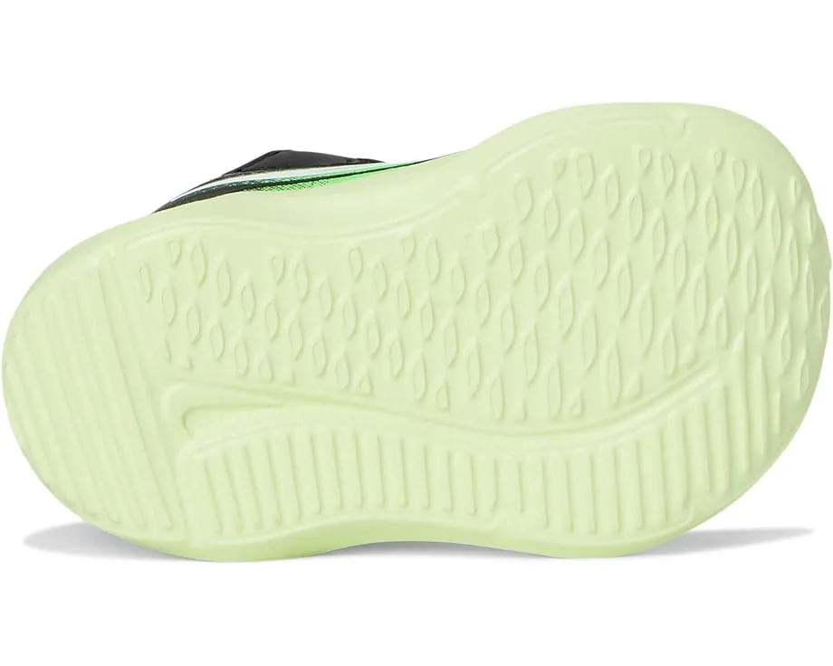 Беговые кроссовки Nike Kids Cosmic Runner с упругой пеной для малышей