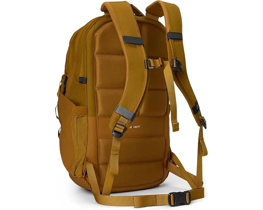 Рюкзак The North Face Surge с системой вентиляции FlexVent и защитным отделением для ноутбука