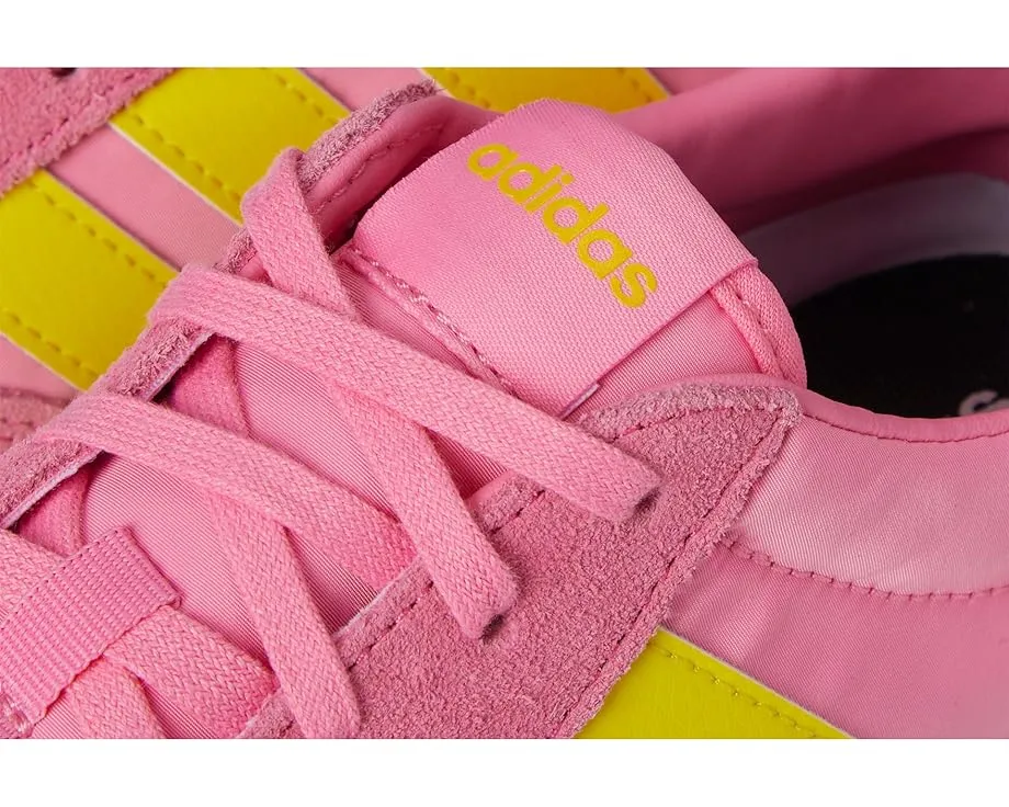 Кроссовки Adidas Barreda Decode из замши и нейлона с резиновой подошвой