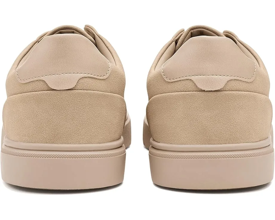 Кроссовки Steve Madden Lacer на мягкой стельке с круглым носком