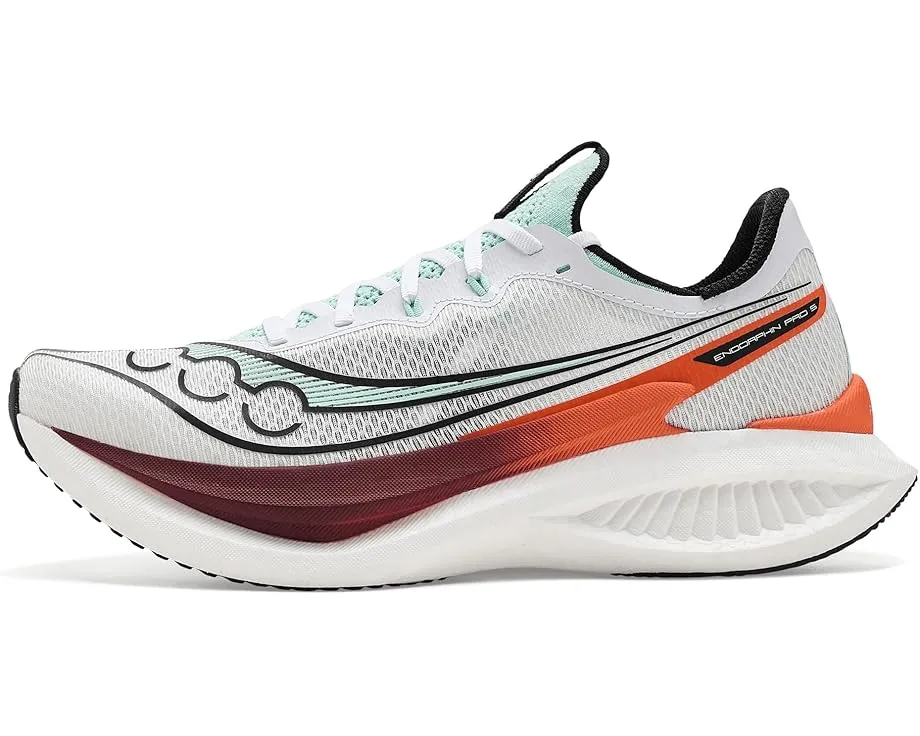 Беговые кроссовки Saucony Endorphin Pro 5 с карбоновой пластиной