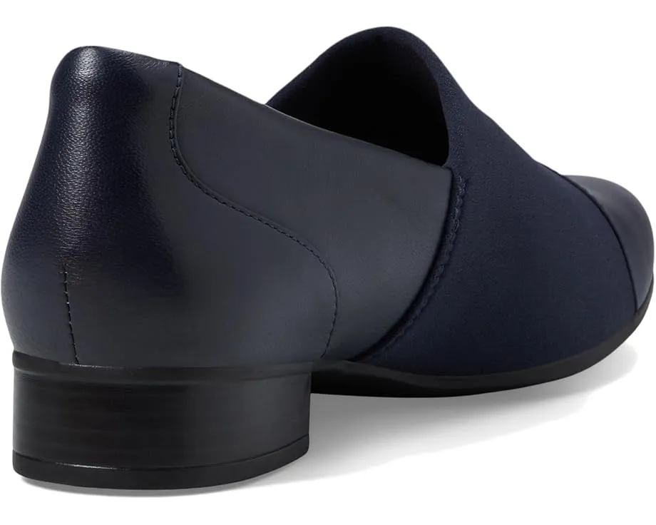 Туфли Clarks Juliet Gem для легкого надевания с квадратным миндалевидным носком