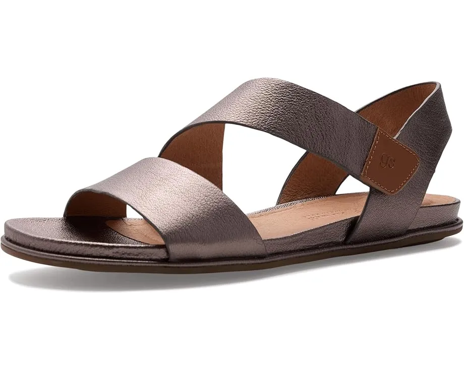Сандалии Lottie с гибкой перемычкой от Gentle Souls by Kenneth Cole