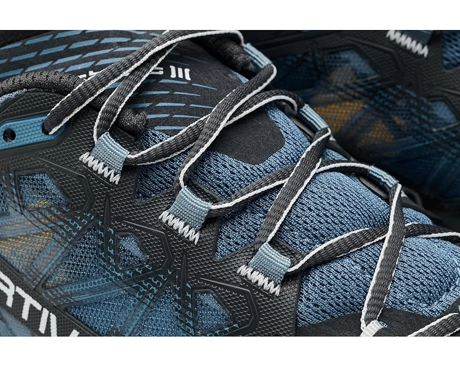 Трейловые кроссовки La Sportiva Bushido Wide III с широкой колодкой и подошвой FRIXION