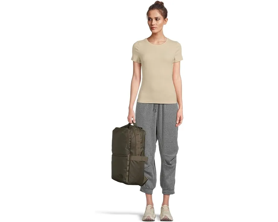 Рюкзак Base Camp Voyager Daypack для походов и поездок от The North Face