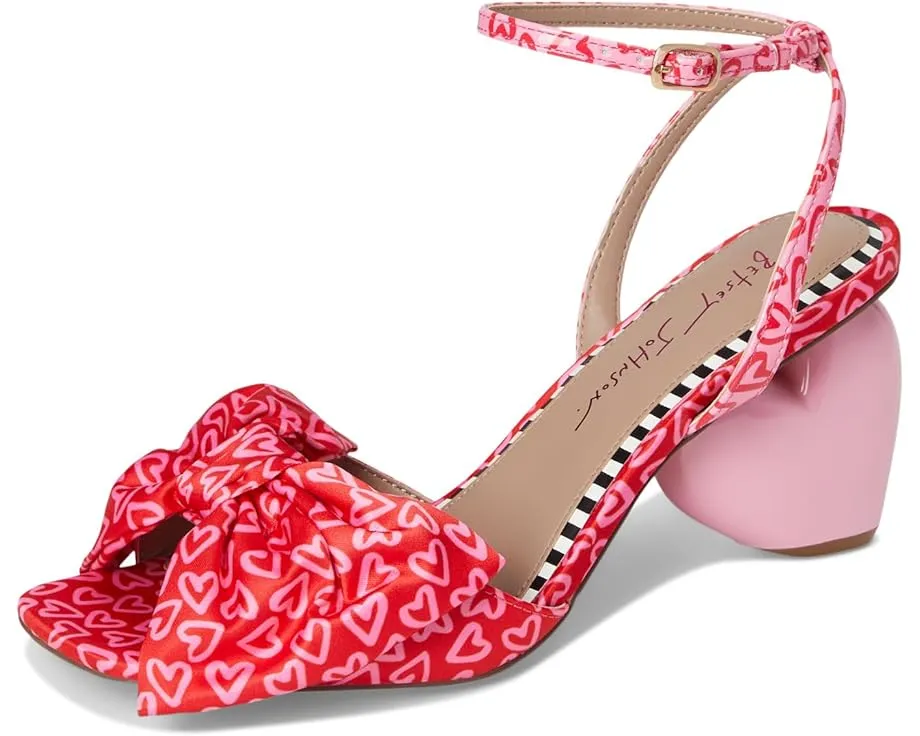 Blue by Betsey Johnson босоножки Kendal на шпильке с узором в виде сердец и бантом