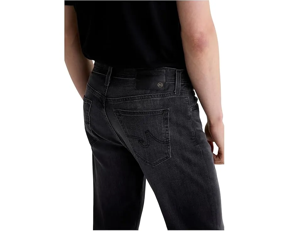 Джинсы Graduate Tailored Leg от AG Jeans с зауженным силуэтом и японским денимом