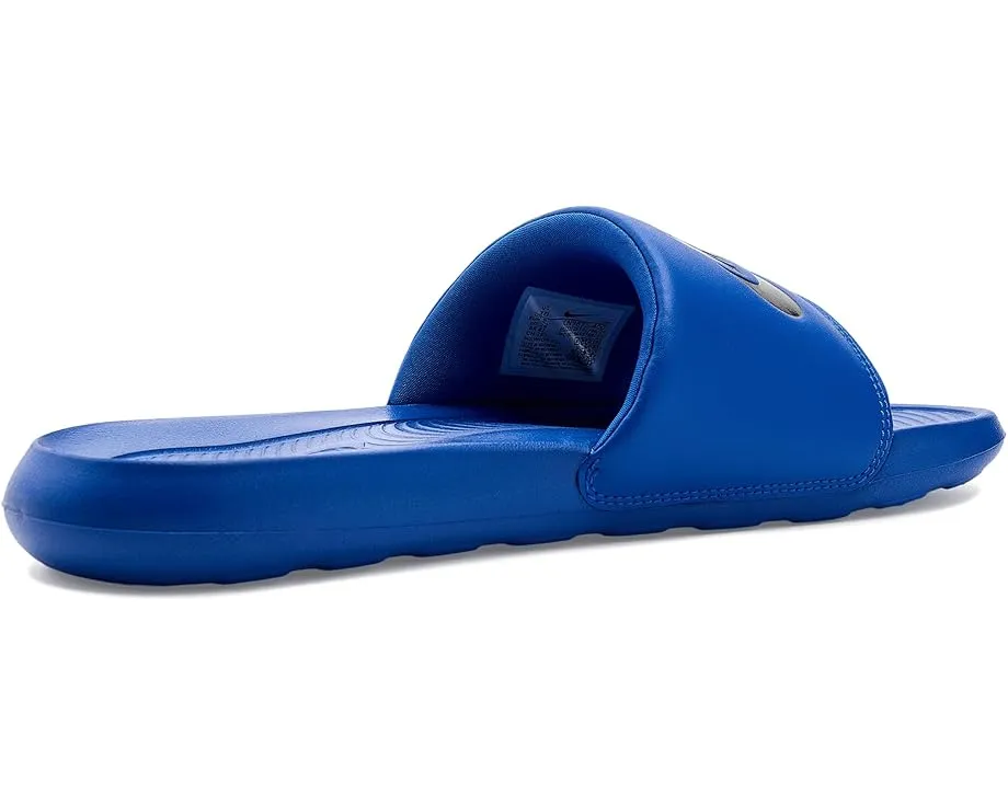 Сланцы Nike Victori One с мягкой пеной и контурным узором