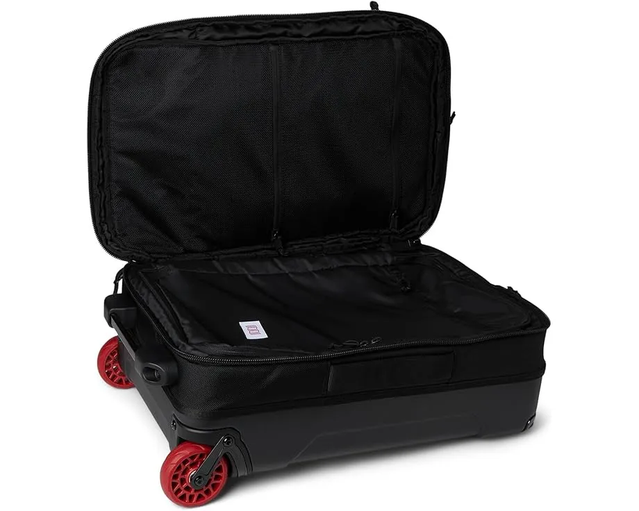 Topo Designs Global Travel Roller дорожная сумка на колесах с тремя вариантами переноски