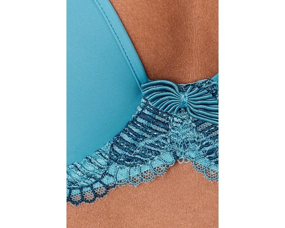 Бюстгальтер Wacoal La Femme Contour с косточками и глубоким вырезом