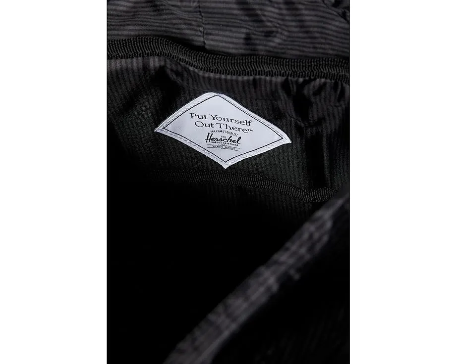 Мини-рюкзак Retreat с эко-подкладкой и магнитными застежками Herschel Supply Co.