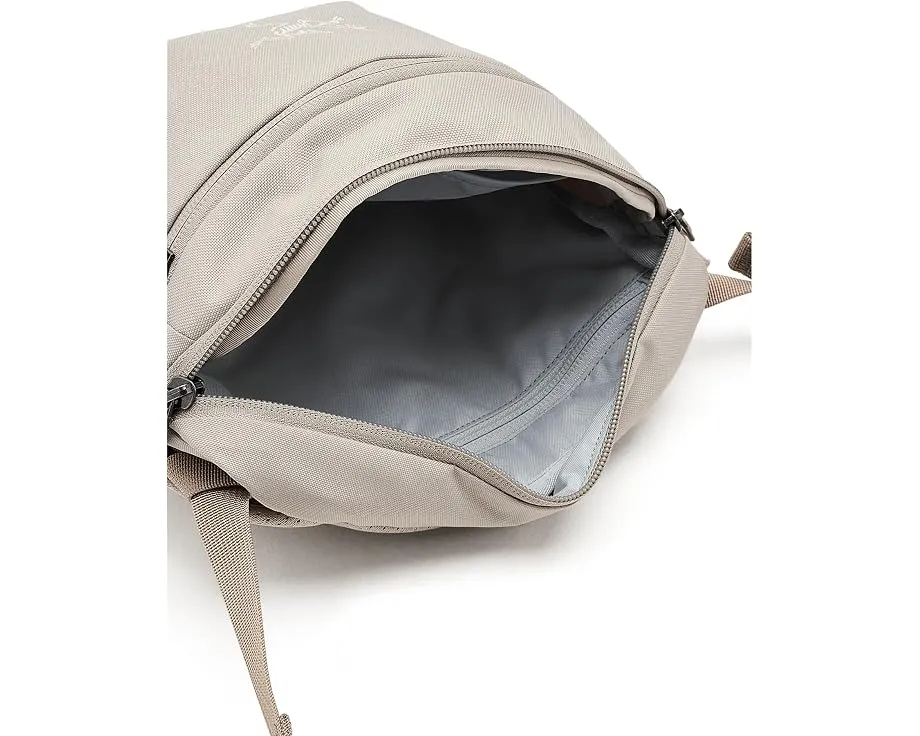 Поясная сумка Arc'teryx Mantis 2 с вентилируемой спинкой и карманом для телефона