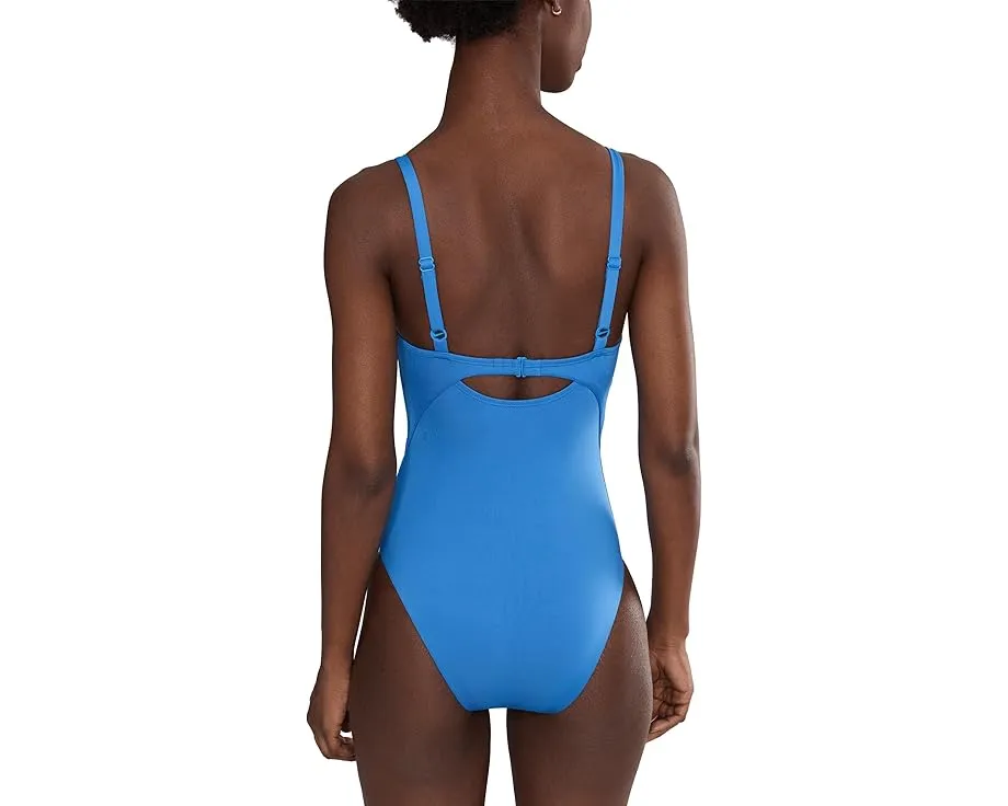 Цельный купальник Nike Effortless Essential с V-образным вырезом и регулируемыми бретелями