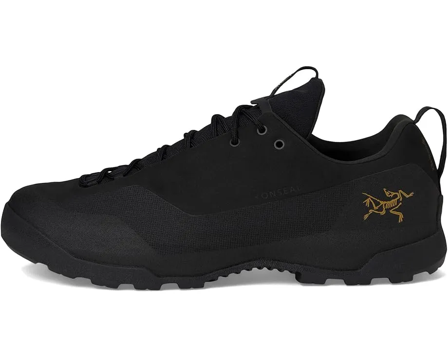 Водонепроницаемые ботинки Arc'teryx Konseal GTX с мембраной GORE-TEX и подошвой Vibram