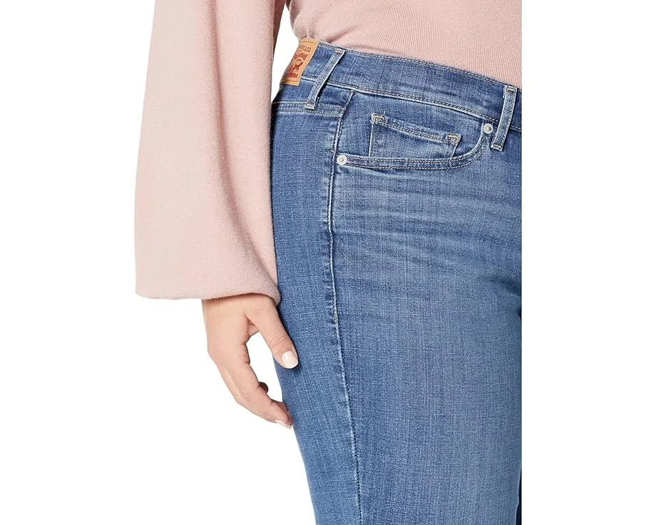 Джинсы Levi's 414 Classic Straight свободного прямого кроя