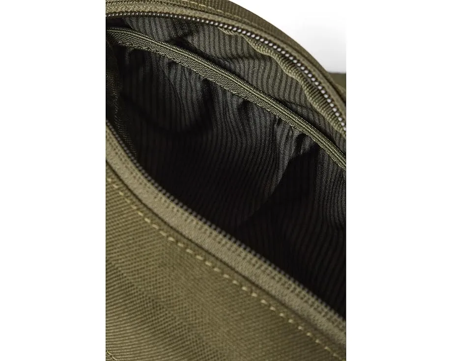 Сумка-кроссбоди Herschel Supply Co. Classic Crossbody из переработанного ПЭТ с регулируемым ремнем