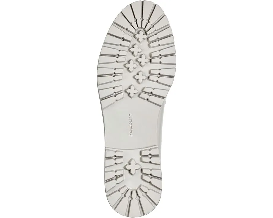 Лоферы Franny с миндалевидным носком от Bandolino