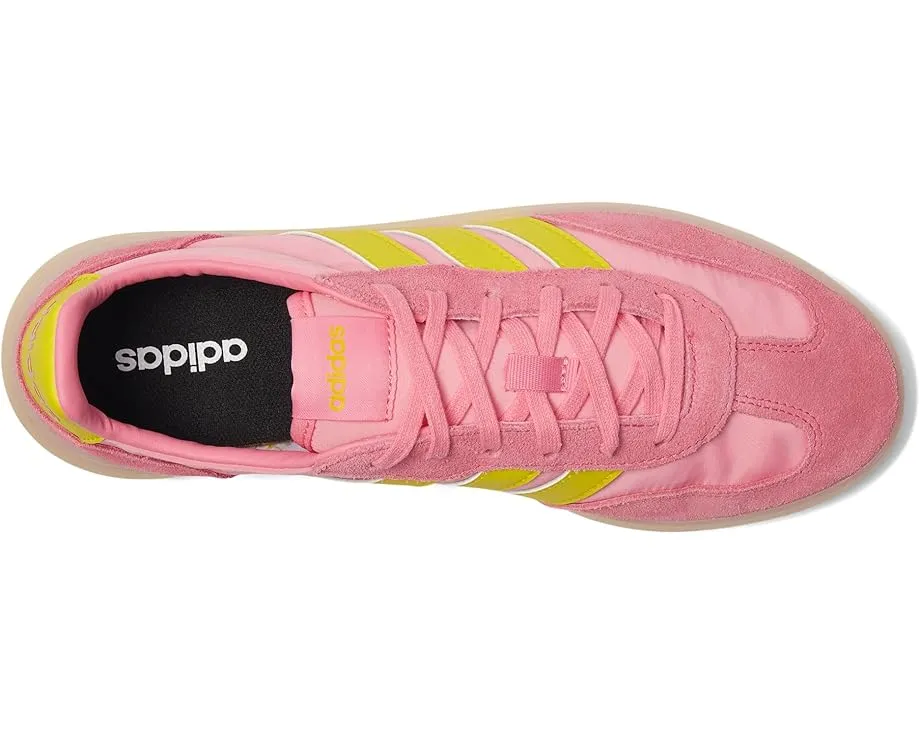 Кроссовки Adidas Barreda Decode из замши и нейлона с резиновой подошвой