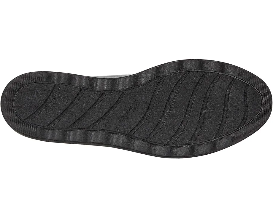 Кроссовки Sharon Gracie от Clarks с кожаным верхом и технологией OrthoLite