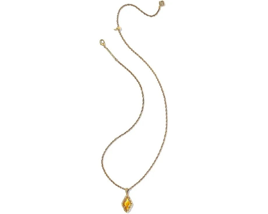 Короткое колье Adeline с подвеской от Kendra Scott из позолоченной латуни