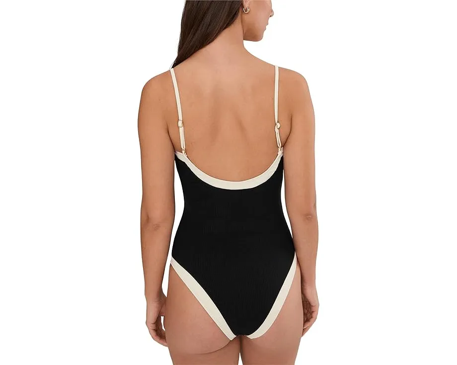 Цельный купальник Tess One-Piece Classic с квадратным вырезом