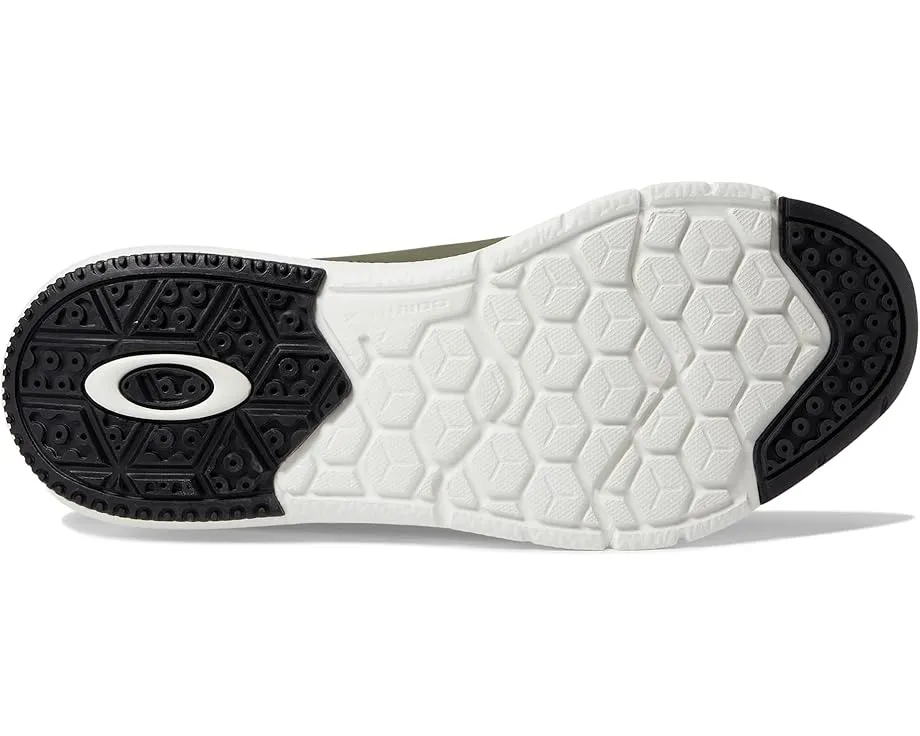 Кроссовки Oakley Dry с сетчатыми вставками и удобной стелькой CELLFIT