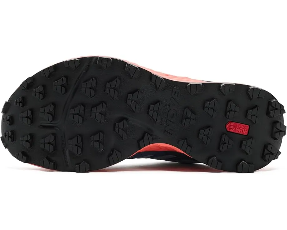 Трейловые кроссовки INOV8 RocLite GTX с мембраной GORE-TEX и подошвой Sticky Grip