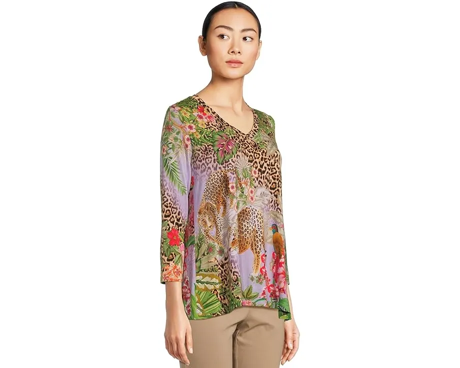 Футболка с V-образным вырезом и рукавом 3/4 The Janie Favorite от Johnny Was