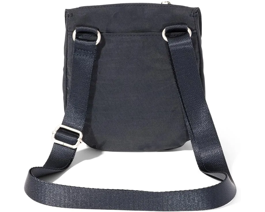 Сумка Baggallini Dash Crossbody с защитой RFID и карманом для губной помады