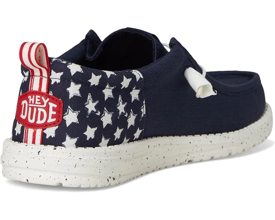 Кроссовки Hey Dude Wally Funk Americana Stars с круглым носком и съемной стелькой