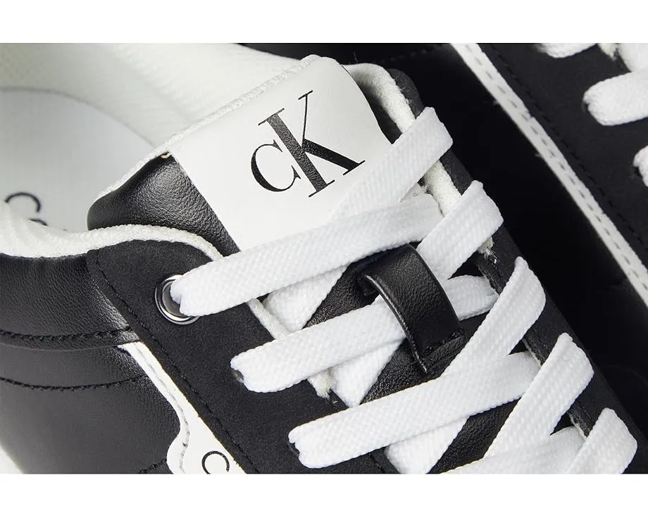 Кроссовки Calvin Klein Adryen с искусственным замшем и амортизирующей стелькой