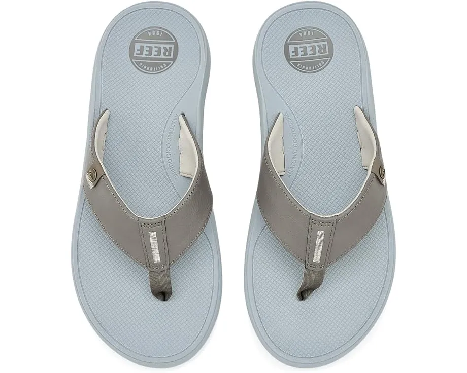 Сандалии Reef Nias с текстурированной стелькой и ремешками из веганской кожи