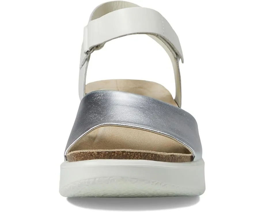 Босоножки ECCO Flowt Wedge Cork на пробковом каблуке с регулируемой лямкой