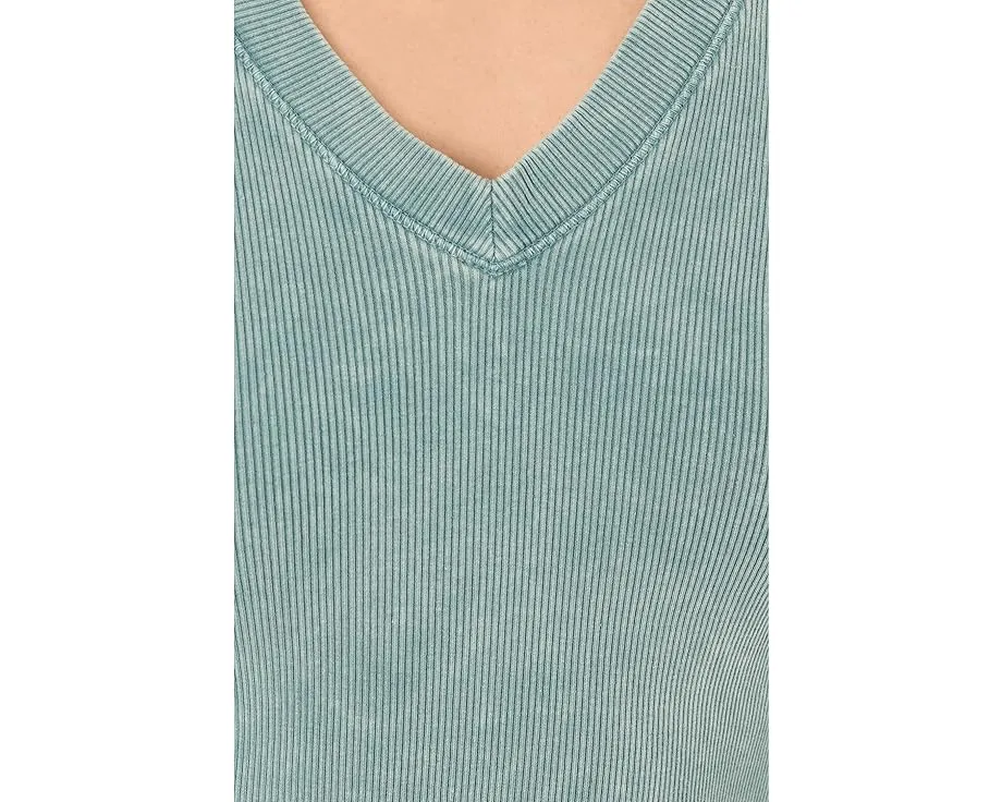 Топ Lilla P с V-вырезом и рукавами-крылышками из состаренного на солнце рубчика
