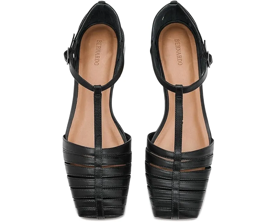 Сандалии Bernardo Brighton с Т-образным ремешком на квадратном каблуке