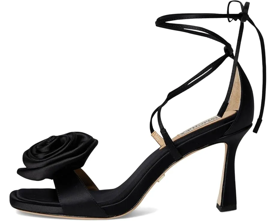 Сандалии Janelle с переплетением и цветком из шелка Badgley Mischka