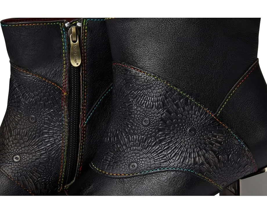 Ботильоны Topanga от L'Artiste by Spring Step с тиснением под фейерверк