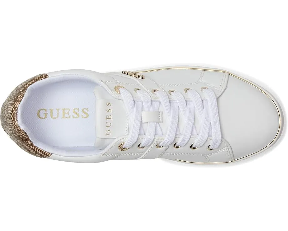 Кроссовки GUESS Britz с логотипом и металлической деталью на подошве