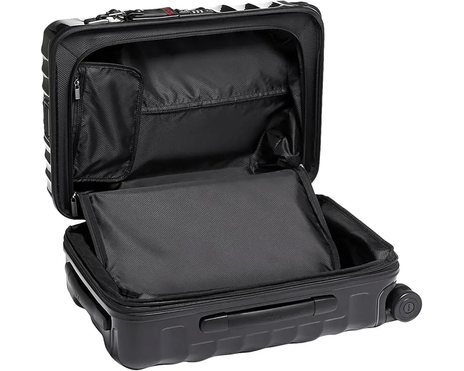 Tumi чемодан 19 Degree Polycarbonate Expandable 4 Wheel Carry-On