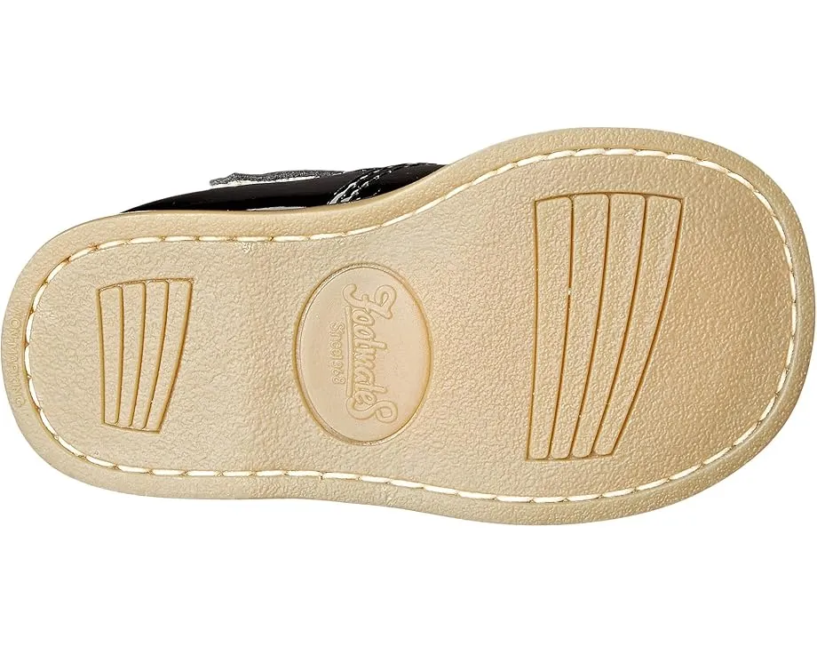 Сандалии для малышей FootMates Harper с перфорацией и системой индивидуальной посадки CFS