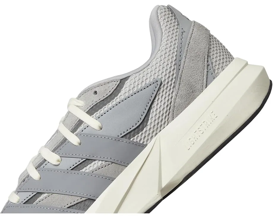Кроссовки Adidas Lightblaze с текстильным верхом