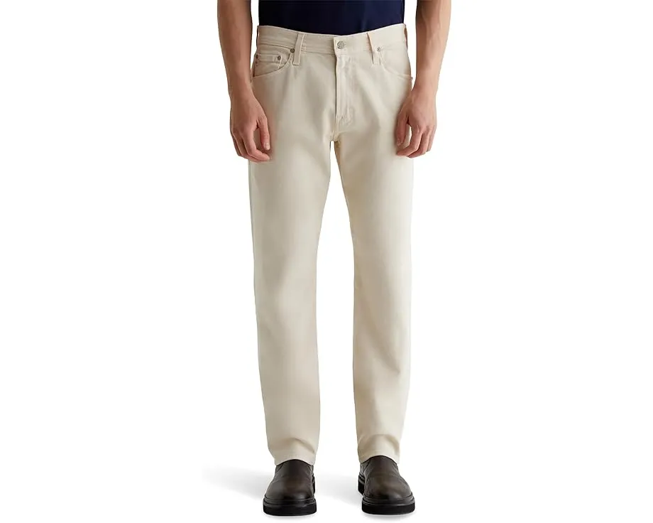 Джинсы Everett Slim Straight от AG Jeans зауженные к низу в цвете слоновая кость
