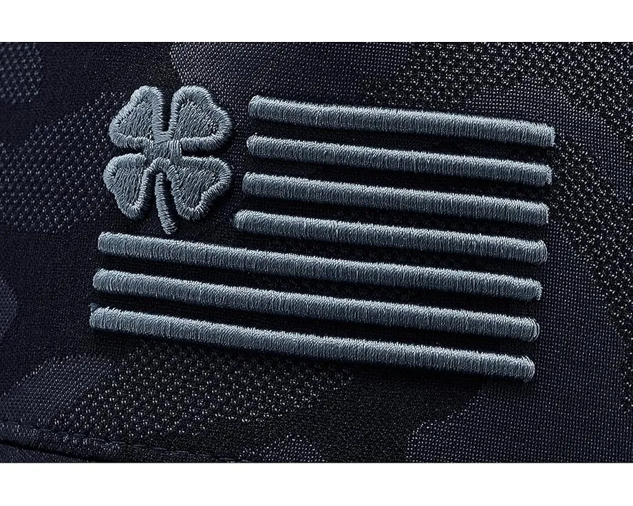 Кепка Clover Nation 29 от Black Clover с патриотичным флагом и Flexfit