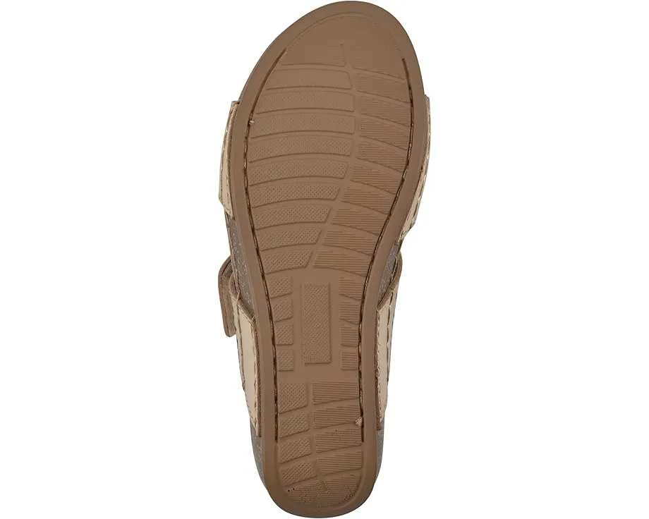 Сандалии Ferula из дышащей кожи с перфорацией от White Mountain