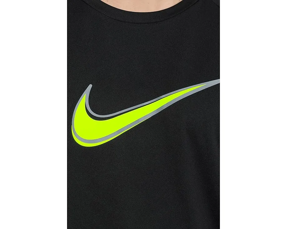 Футболка Nike Hydroguard Outline Swoosh Dri-FIT UV с защитой UPF 40+ и коротким рукавом