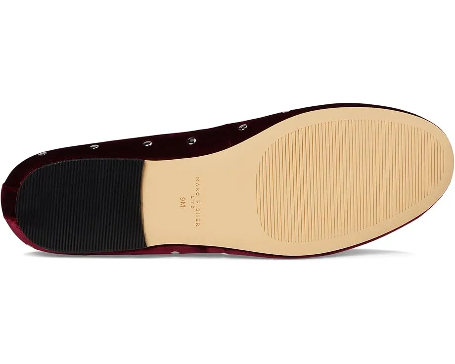 Балетки Elizza от Marc Fisher LTD с миндалевидным носком и регулируемой лямкой на щиколотке