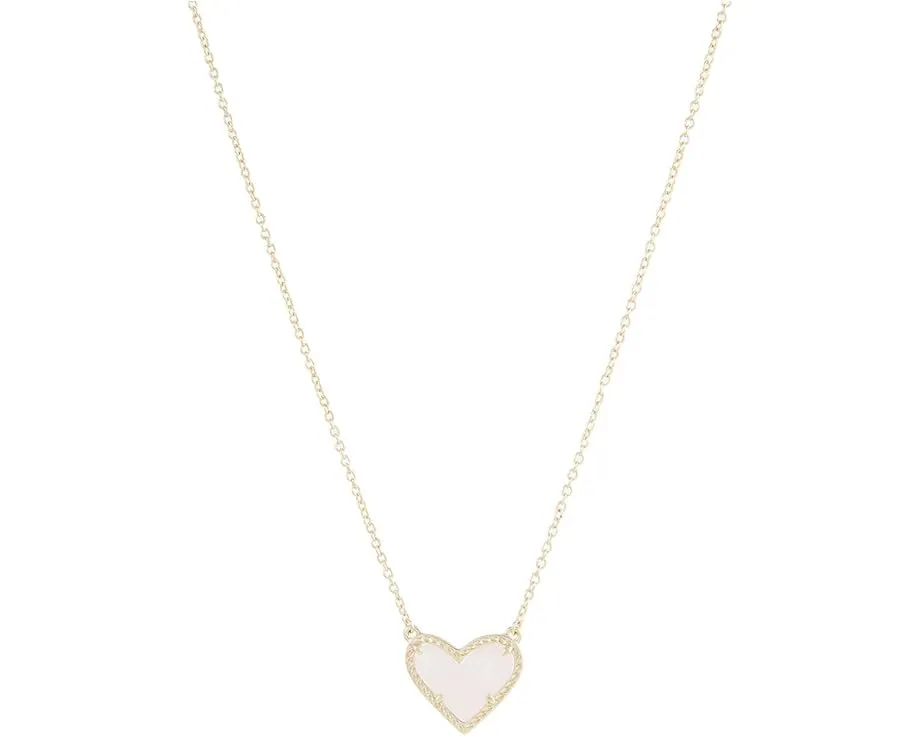 Короткое колье Kendra Scott Ari Heart с подвеской в виде сердца