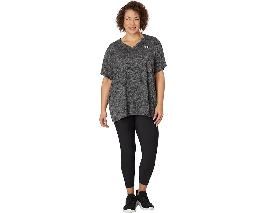 Under Armour Plus Size Tech Short Sleeve V-Neck Twist футболка с V-образным вырезом