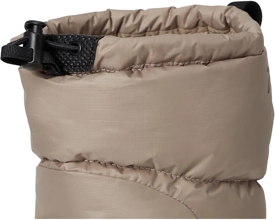 Угги Nuptse Traction Bootie от The North Face с утеплителем из пуха 700 fill down