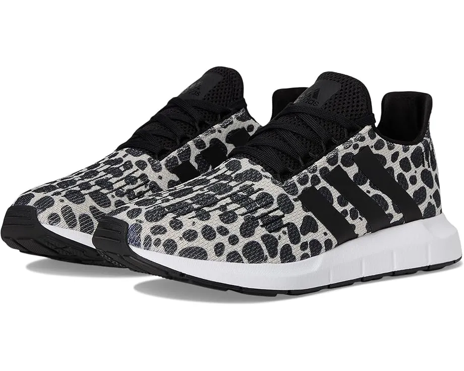 Беговые кроссовки Adidas Swift Run 1.0 с резиновым верхом и подошвой